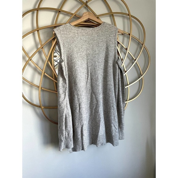 NWT Vince Camuto Open Shoulders Sweater size Large - Picture 7 of 10